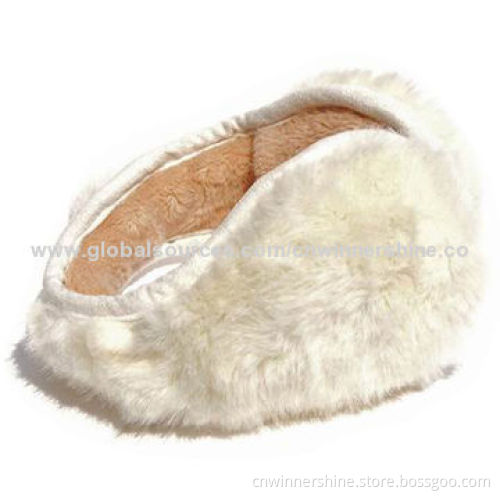 Audio Earmuff with Winter Warm Faux Fur Design for Smartphones/iPod/MP3 Players/OEM Orders Ok